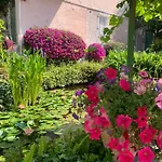 Caligo Secret Garden Vicino Alle Cinque Terre فندق مبيت وإفطار لا سبيتسْيا