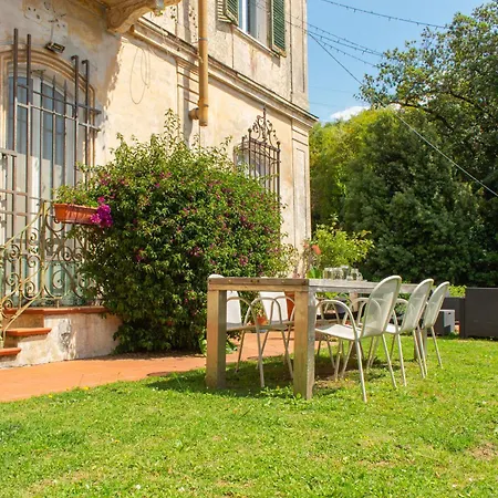 B&B Caligo Stanza Privata In D'epoca Con Giardino E Vista Mare 라스페치아