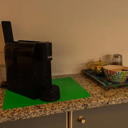 Oda ve Kahvaltı Caligo Stanza Privata In D'epoca Con Giardino E Vista Mare La Spezia