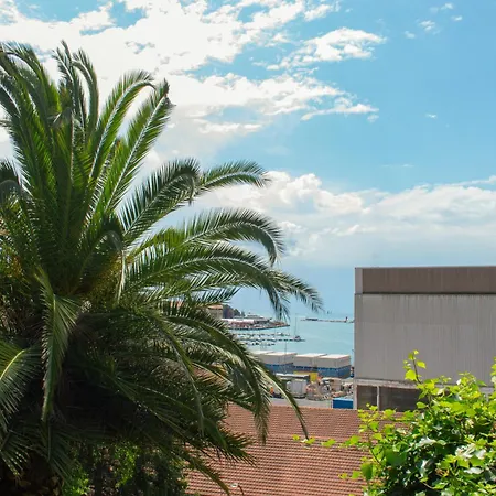 Nocleg ze śniadaniem Caligo Stanza Privata In D'epoca Con Giardino E Vista Mare La Spezia