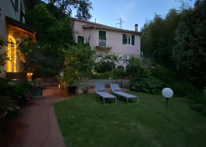 Caligo Secret Garden Vicino Alle Cinque Terre 3*