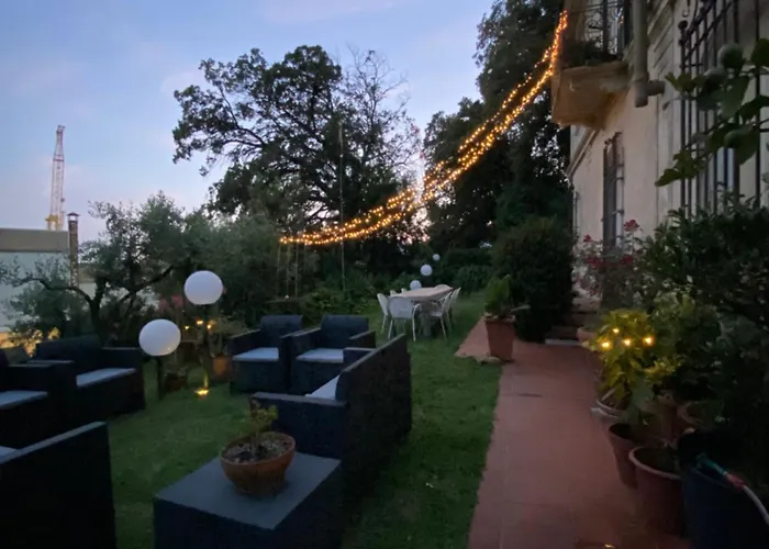 Caligo Secret Garden Vicino Alle Cinque Terre Bed & Breakfast